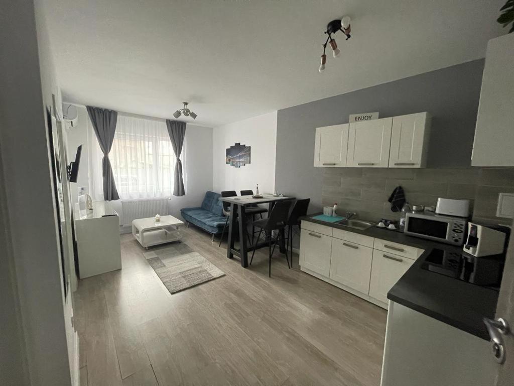 Phoenix Luxury Apartment Gran Varadino Esterno foto